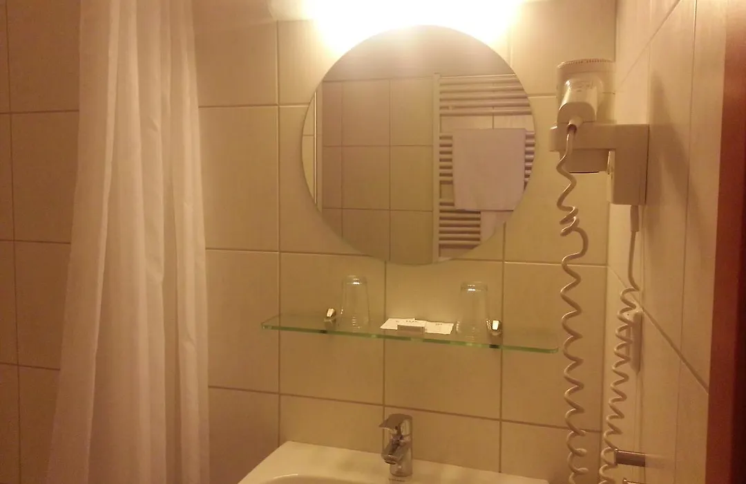 Schmucker Jäger - Hotel Garni-1